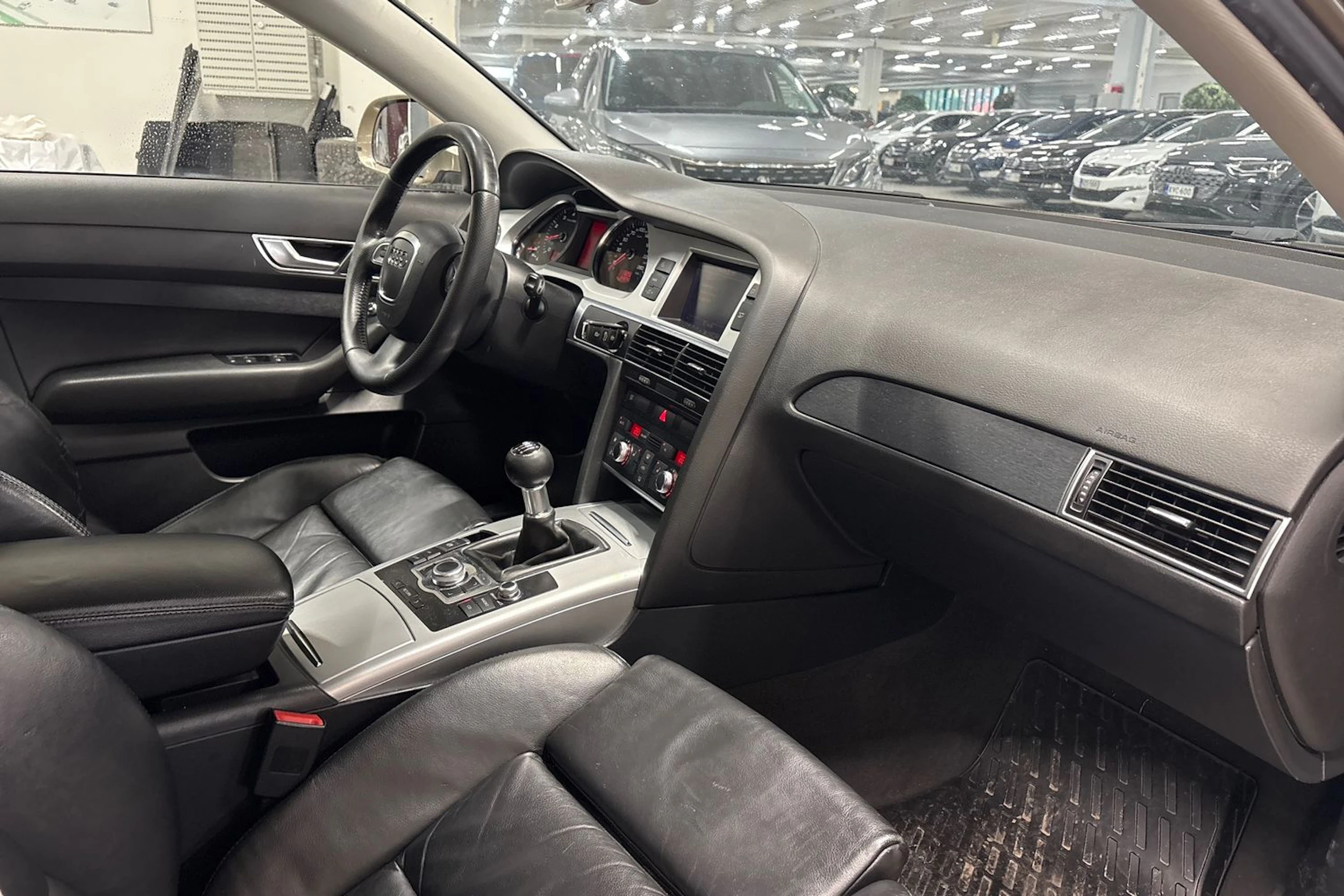 ruskea (beige) Audi A6 2009 kuva 24.