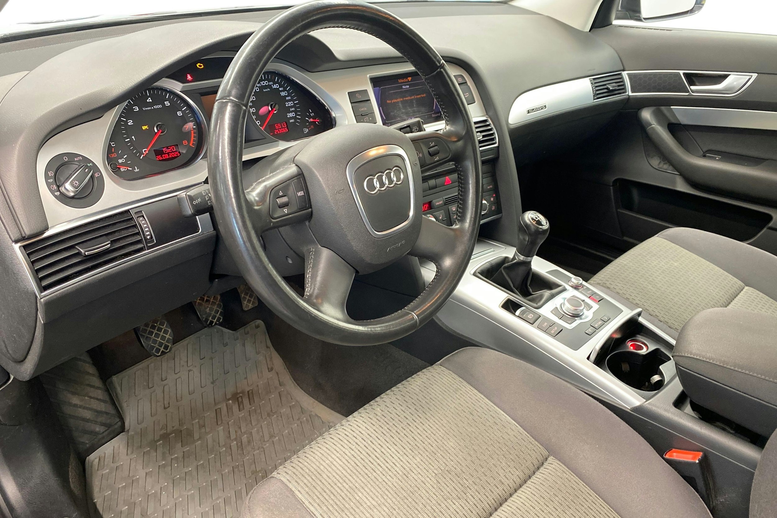 Harmaa Audi A6 2009 kuva 6.