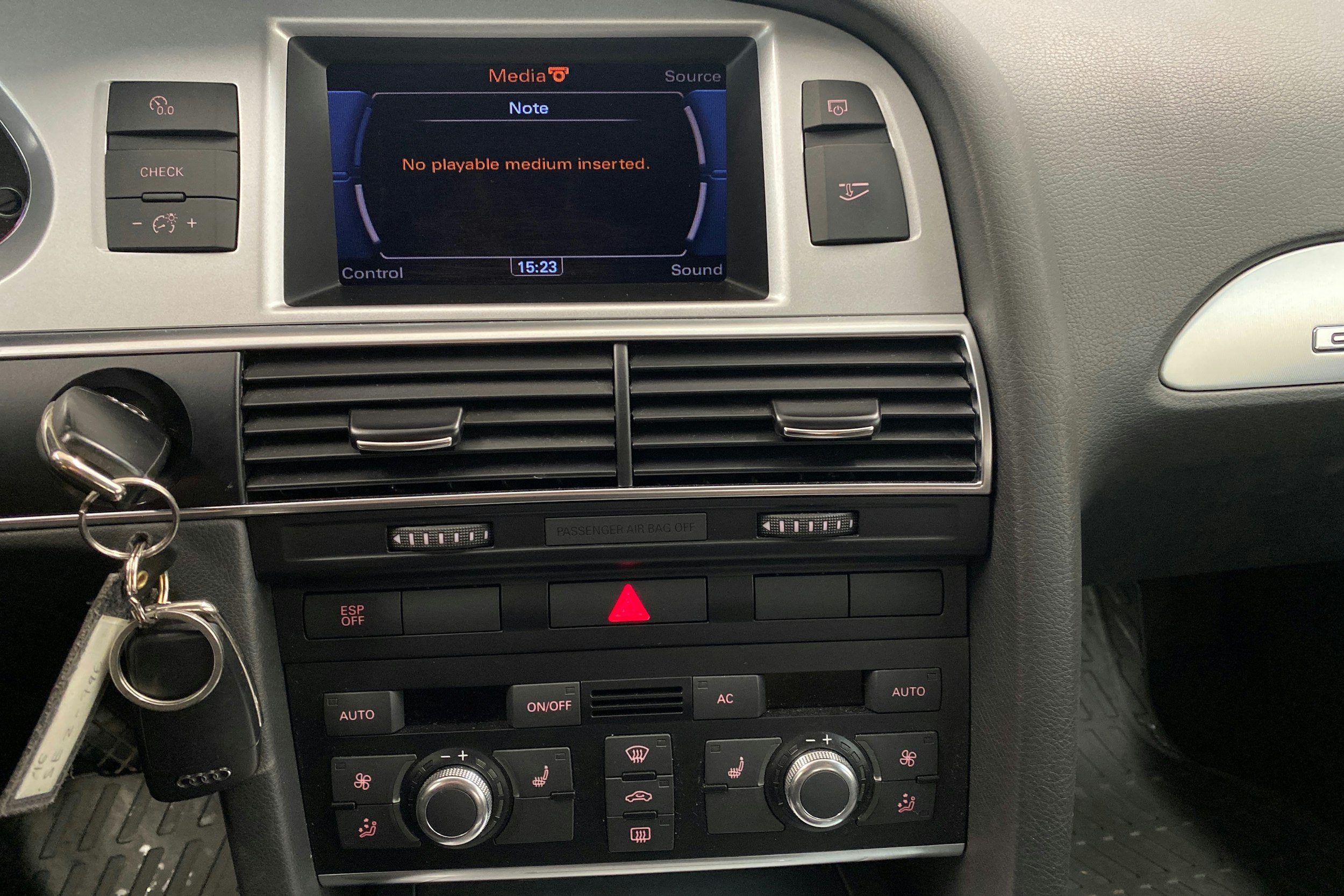 Harmaa Audi A6 2009 kuva 19.