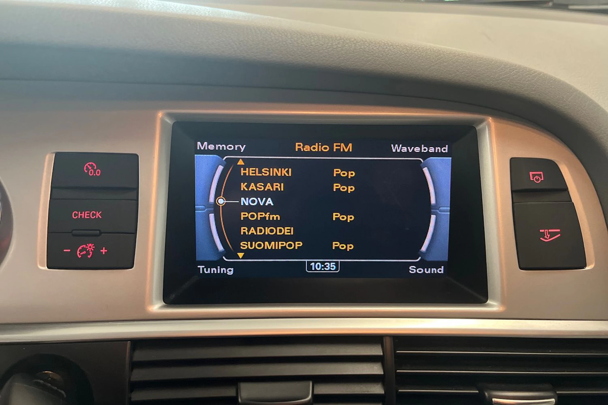 hopea Audi A6 2009 kuva 14.