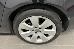 musta Audi A6 2009 kuva 10.