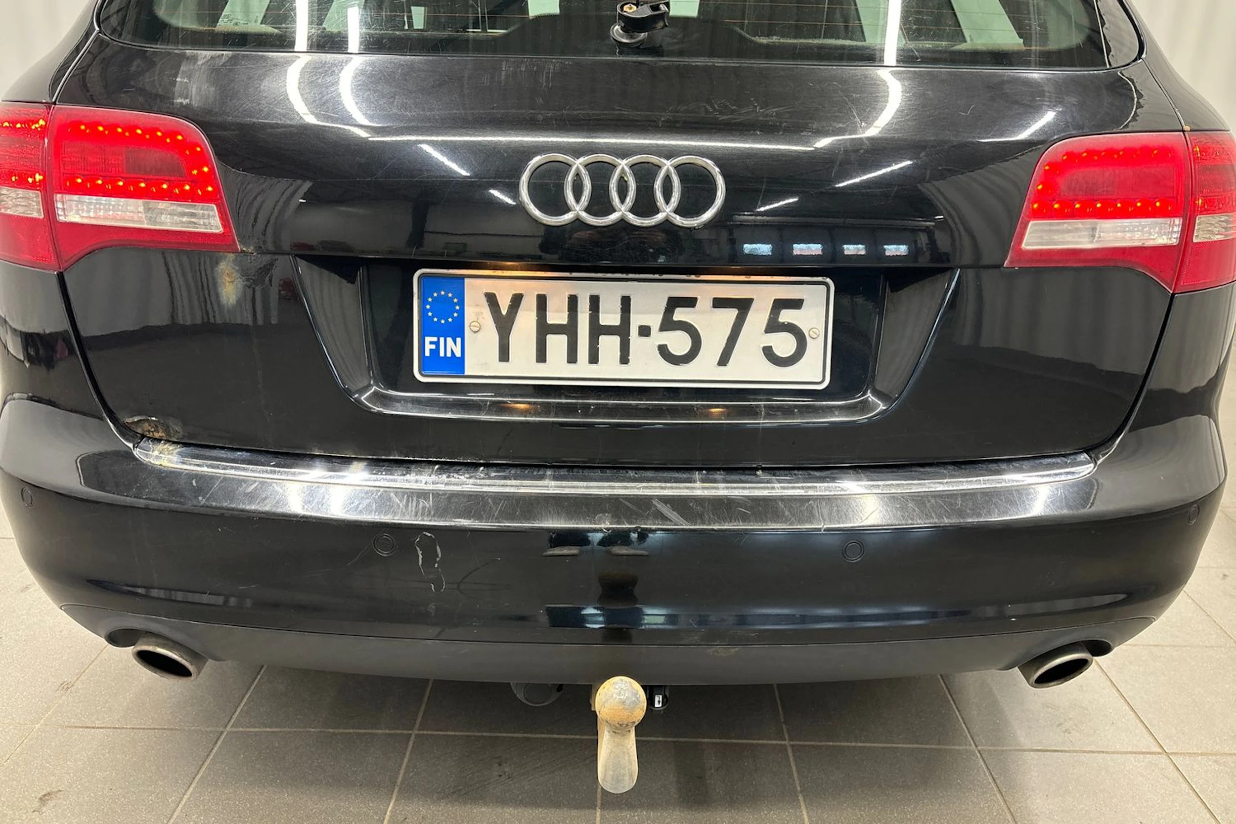 musta Audi A6 2009 kuva 22.