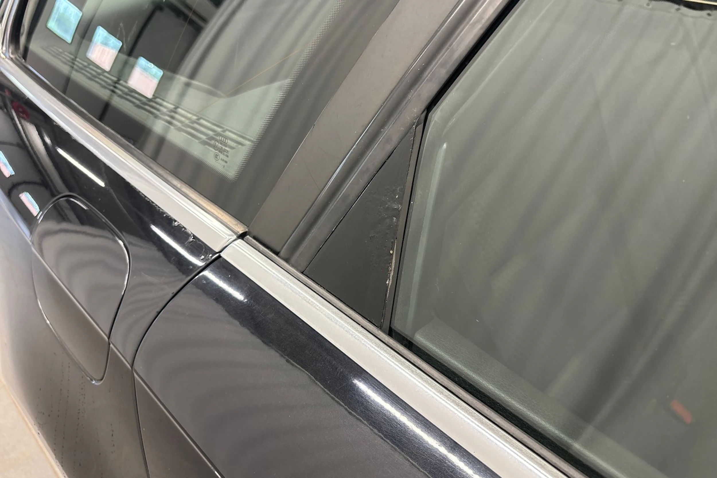 musta Audi A6 2009 kuva 24.