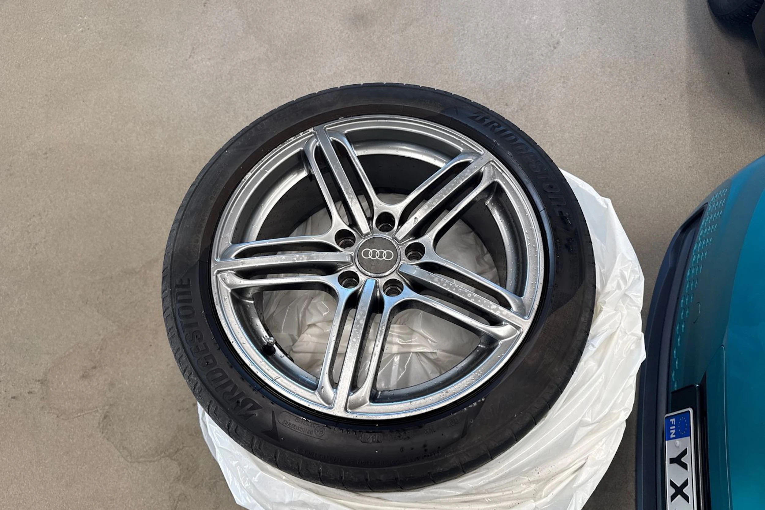 ruskea (beige) Audi A6 2009 kuva 13.