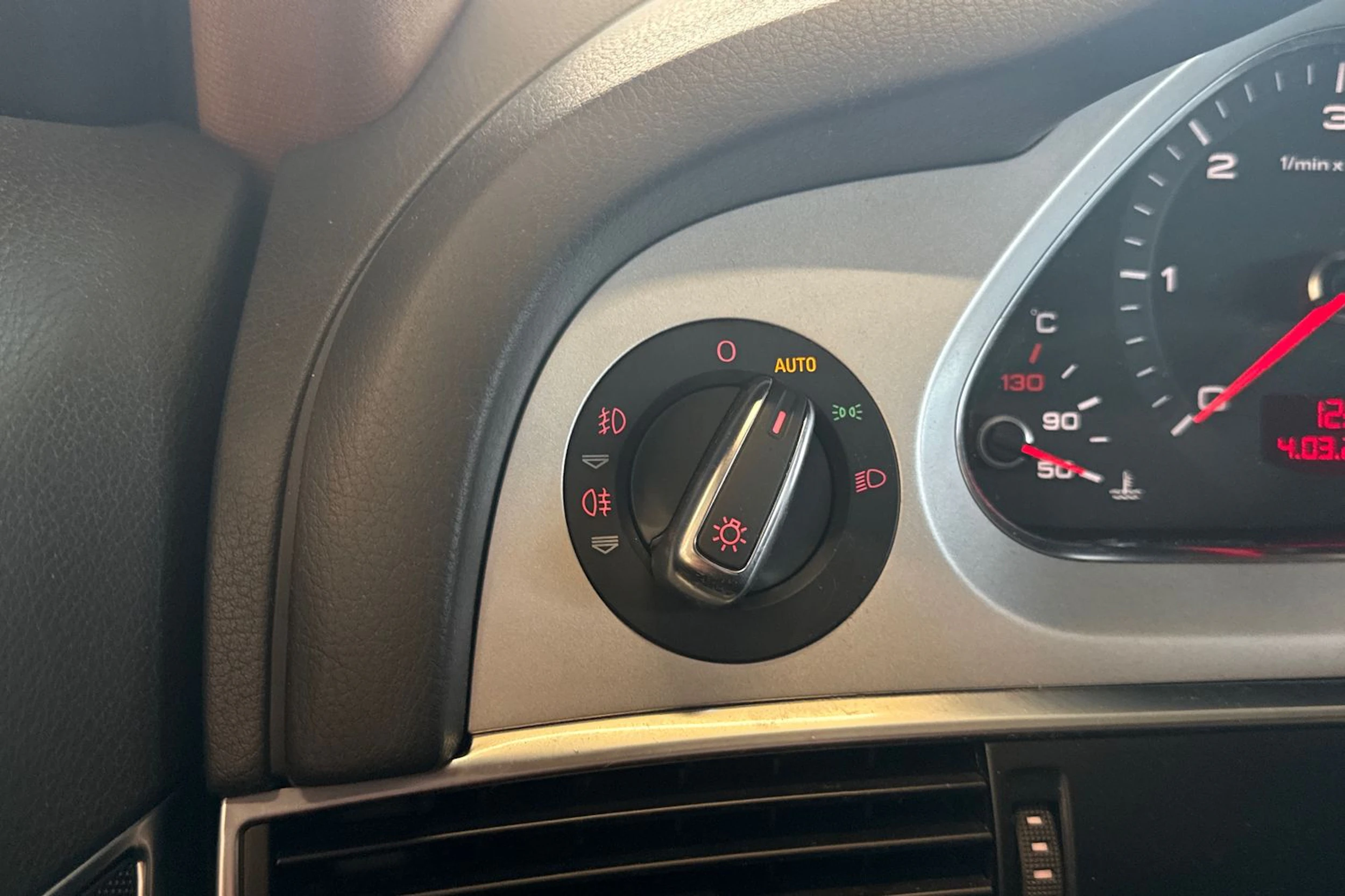 ruskea (beige) Audi A6 2009 kuva 23.