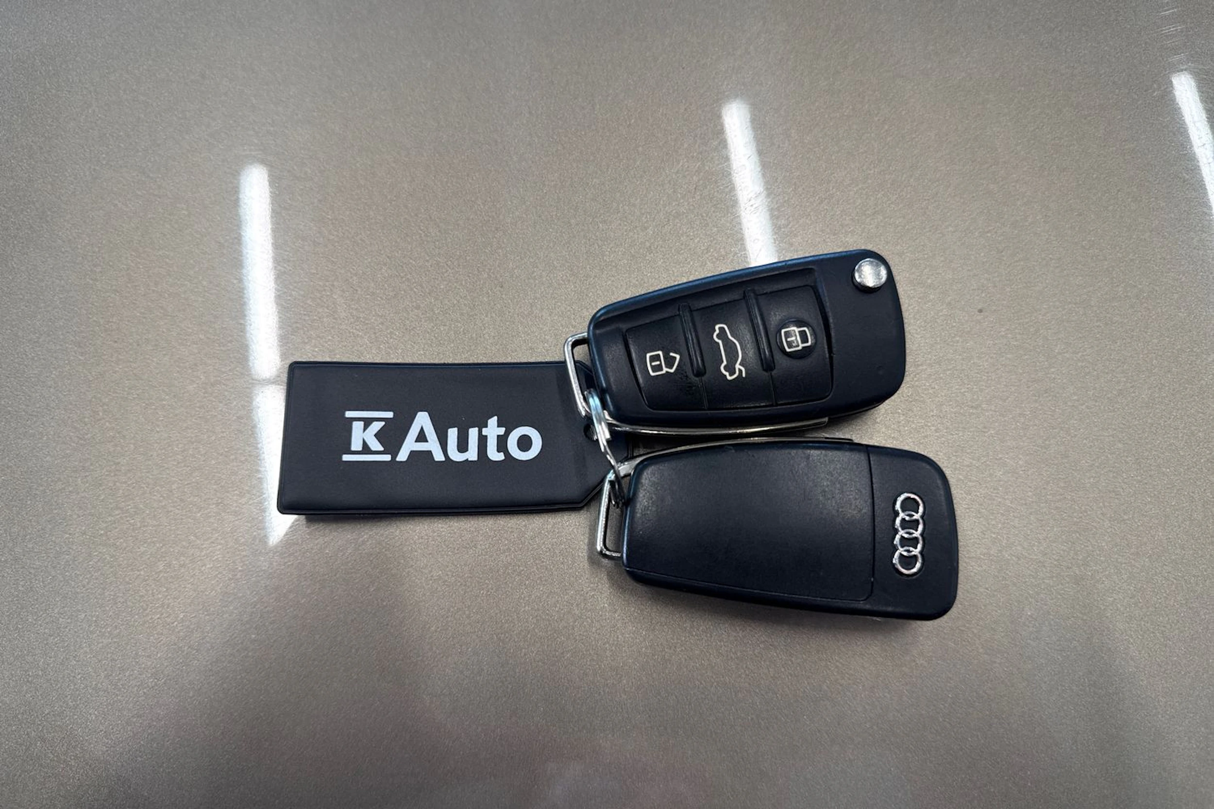 ruskea (beige) Audi A6 2009 kuva 34.