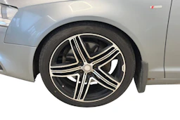 harmaa Audi A6 2010 kuva 7.