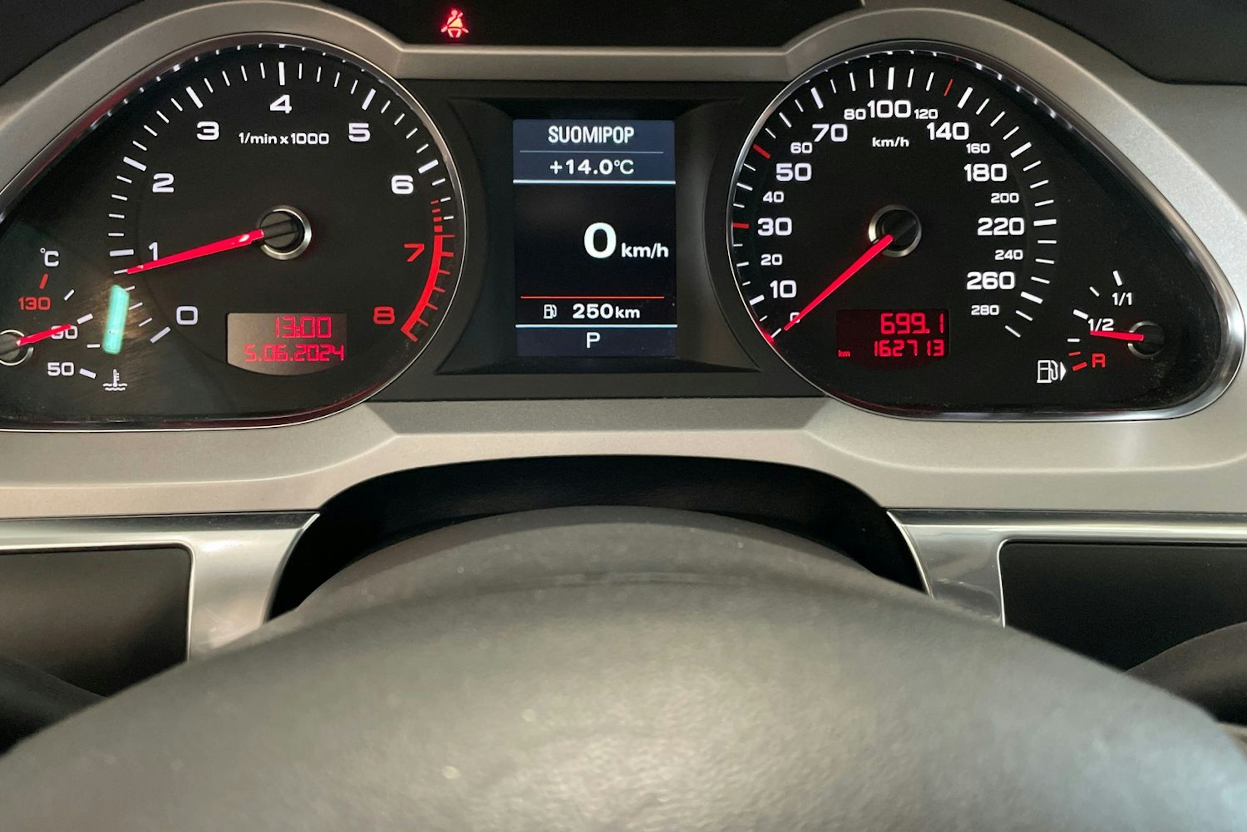Harmaa Audi A6 2010 kuva 18.