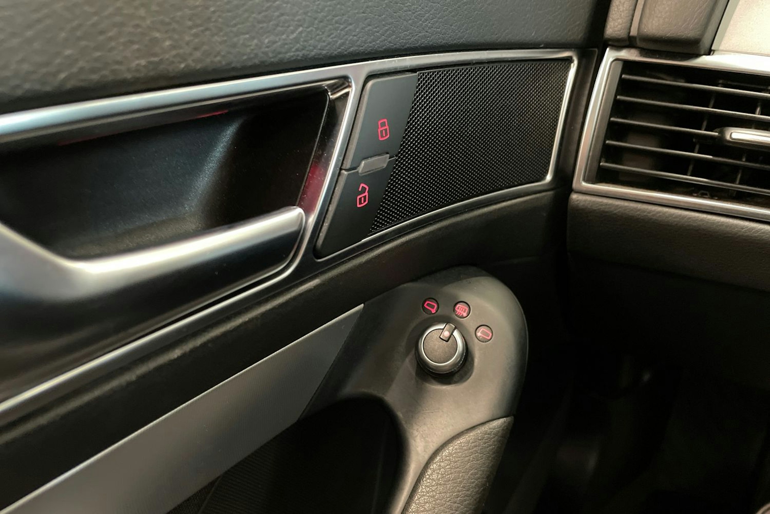 Harmaa Audi A6 2010 kuva 20.