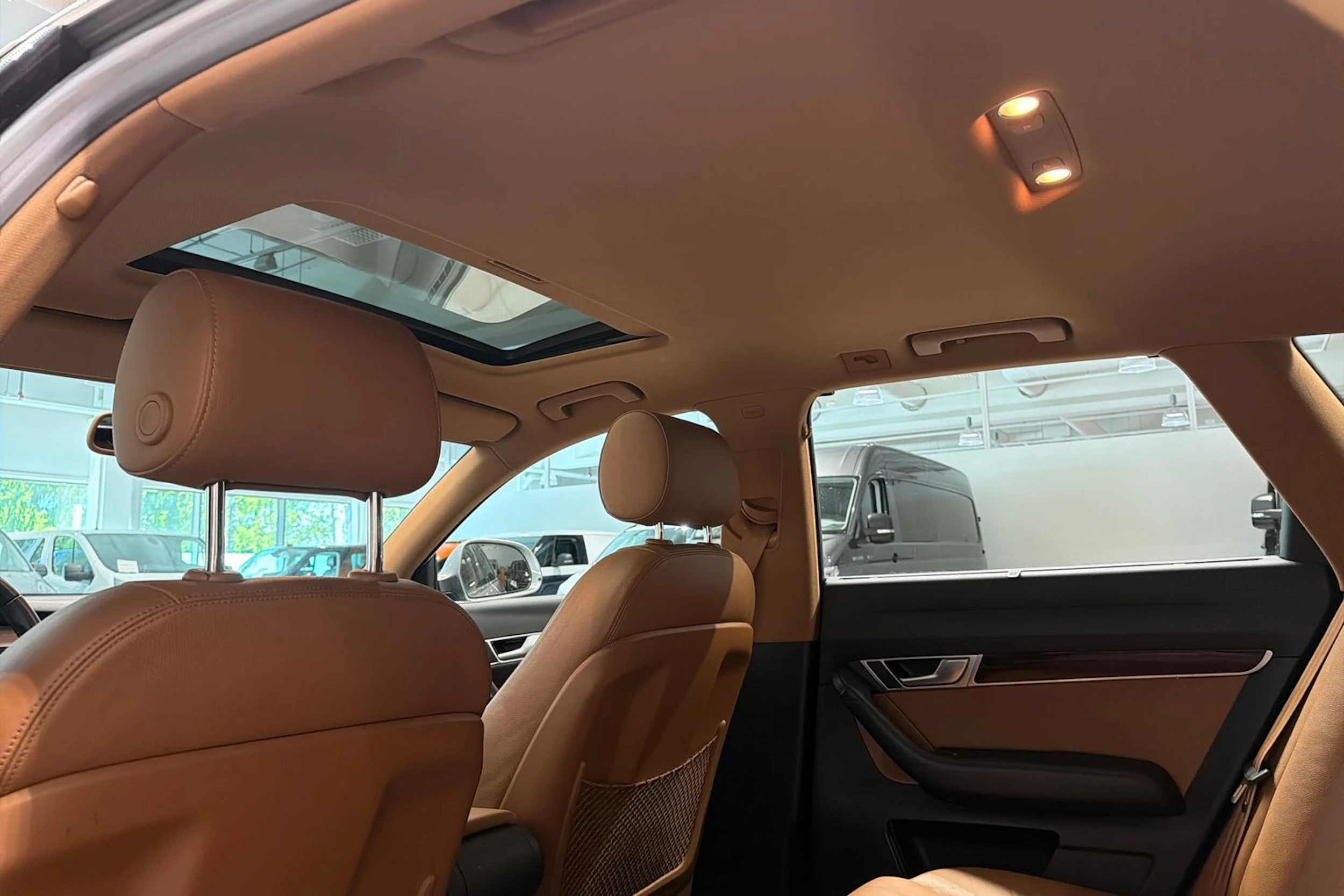 Harmaa Audi A6 2010 kuva 15.