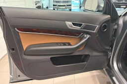 Harmaa Audi A6 2010 kuva 18.