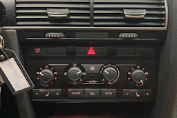 Harmaa Audi A6 2010 kuva 25.