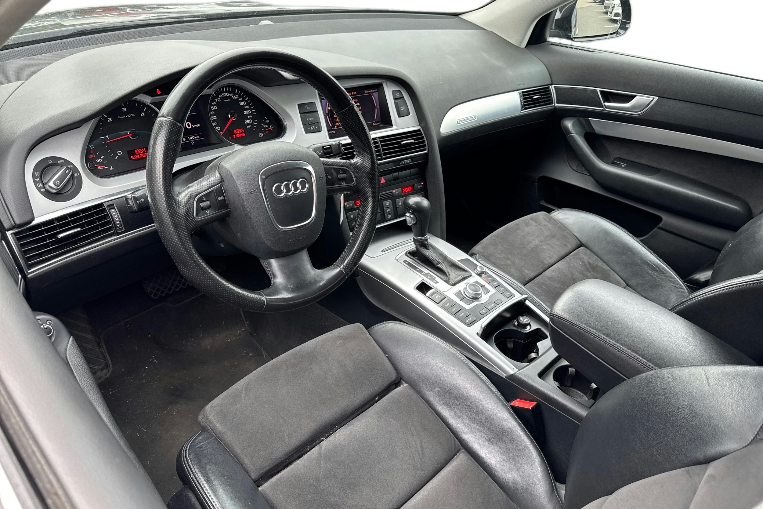 musta Audi A6 2010 kuva 3.