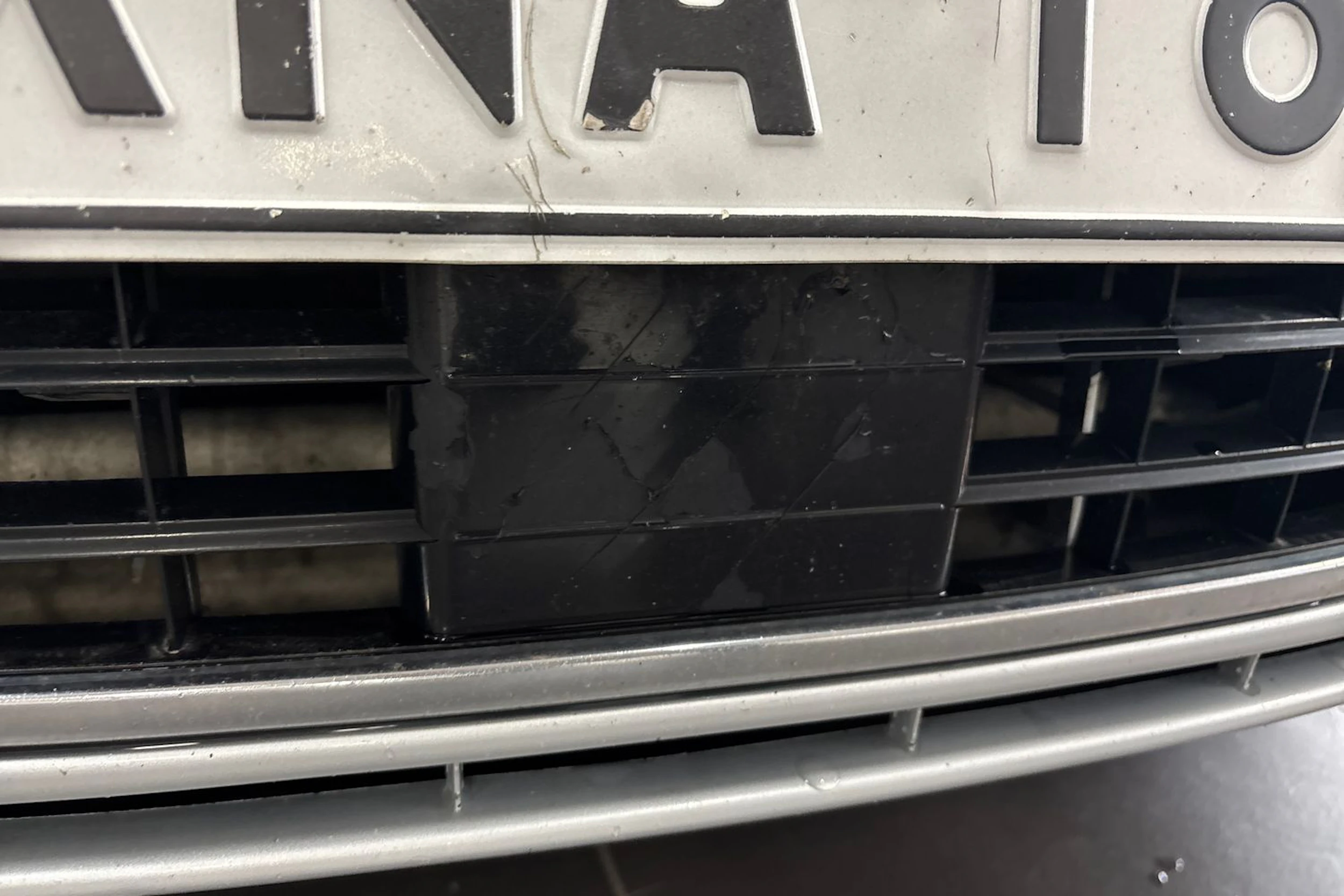 harmaa Audi A6 2010 kuva 21.
