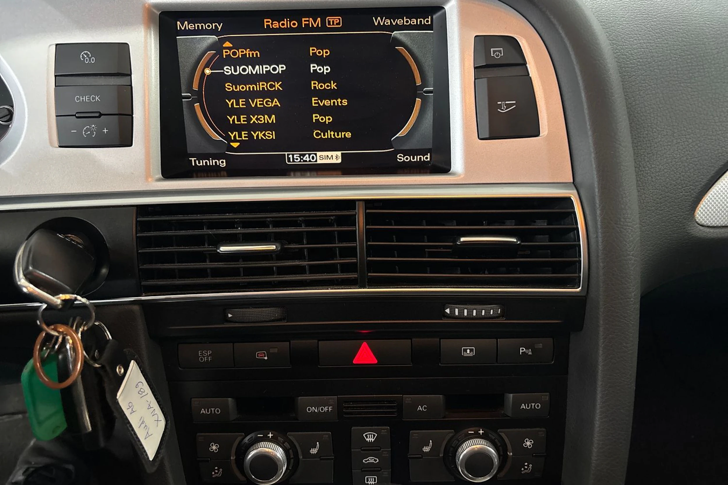 harmaa Audi A6 2010 kuva 27.