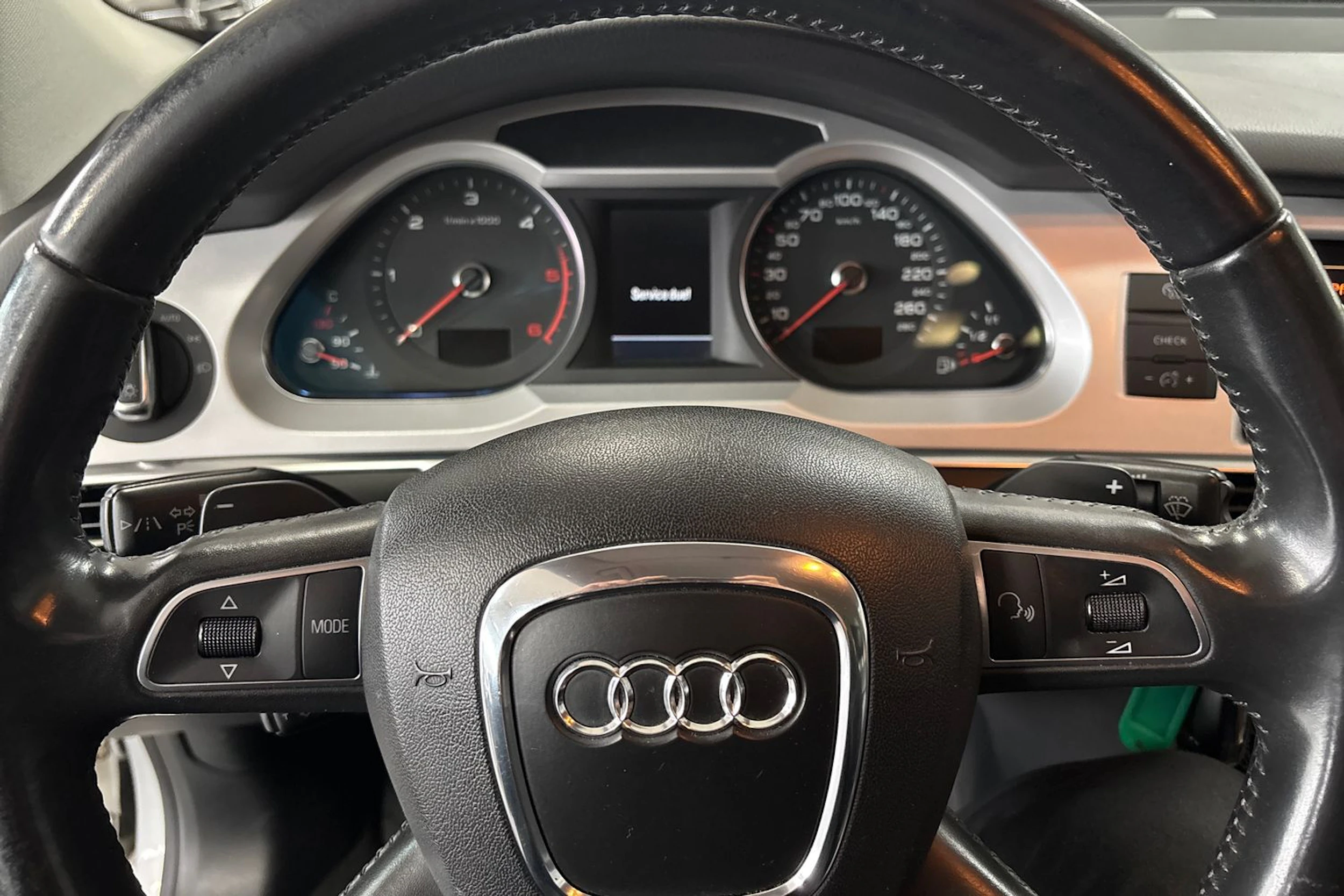 harmaa Audi A6 2010 kuva 29.