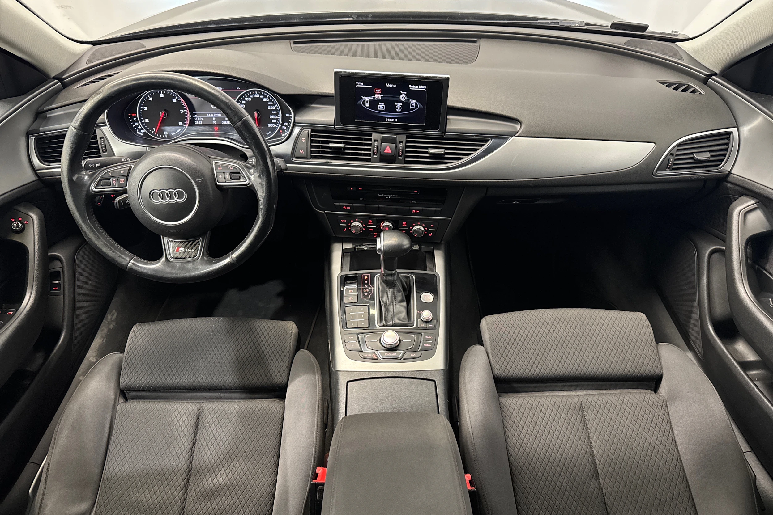 harmaa Audi A6 2011 kuva 15.