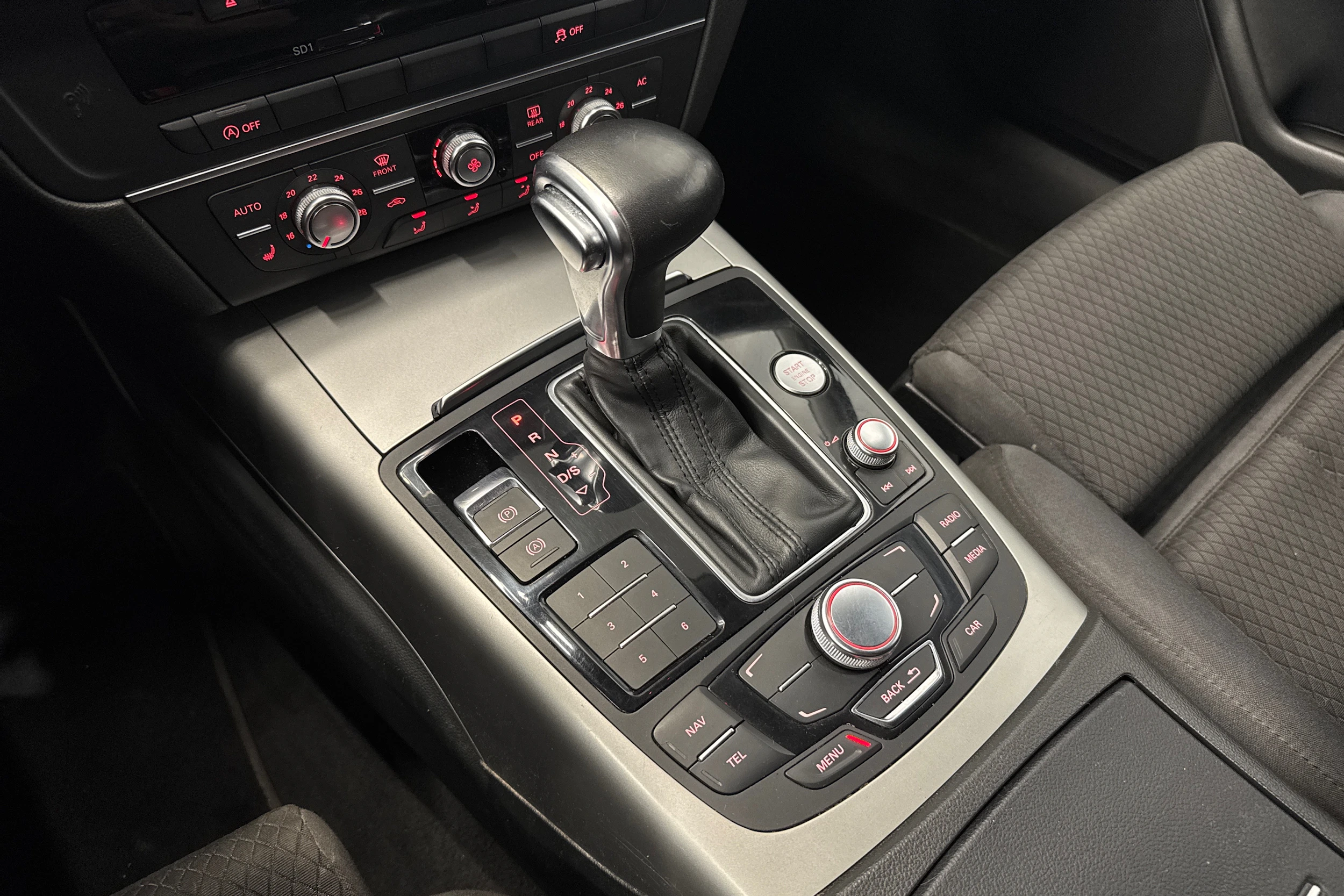 harmaa Audi A6 2011 kuva 20.