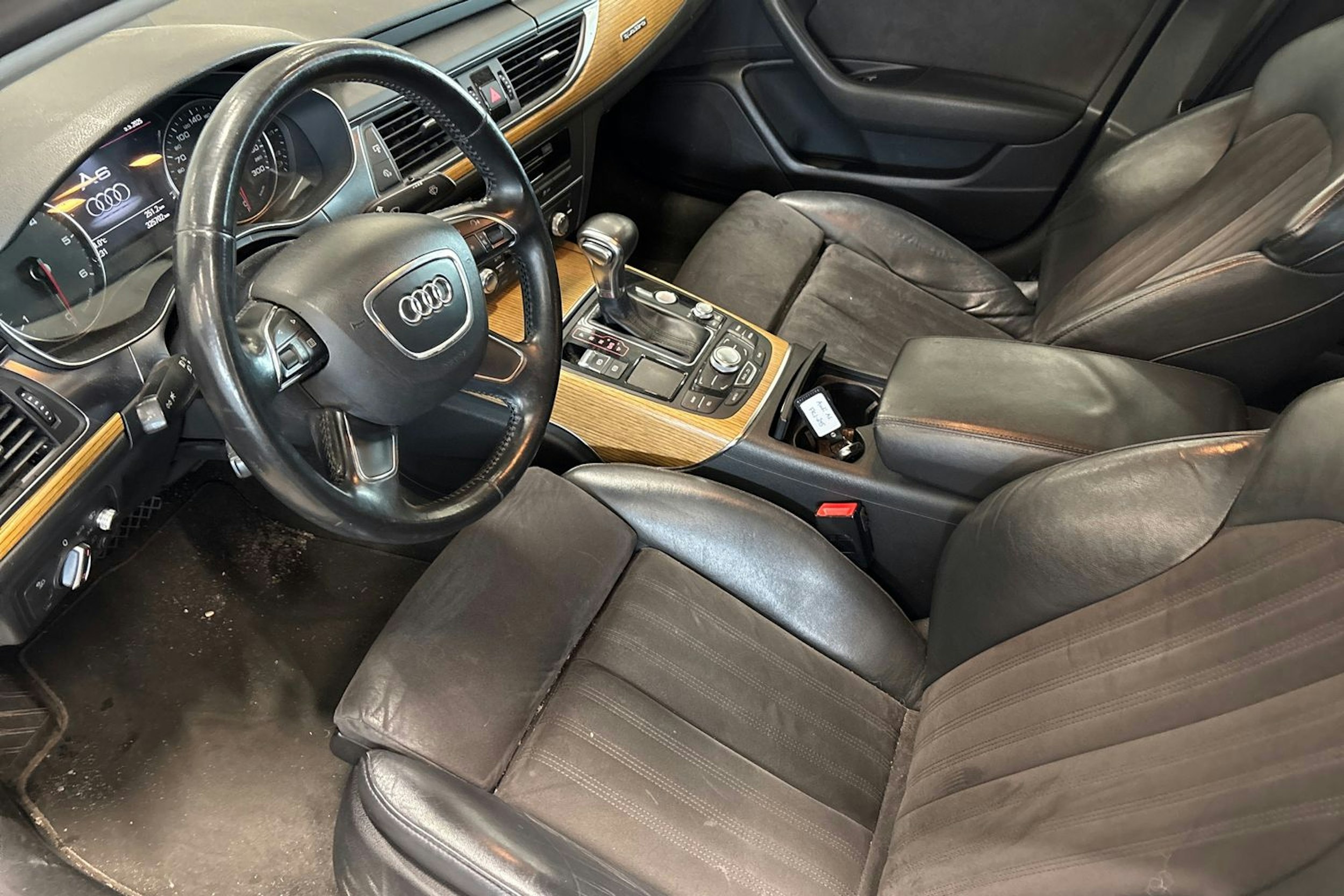 hopea Audi A6 2011 kuva 3.