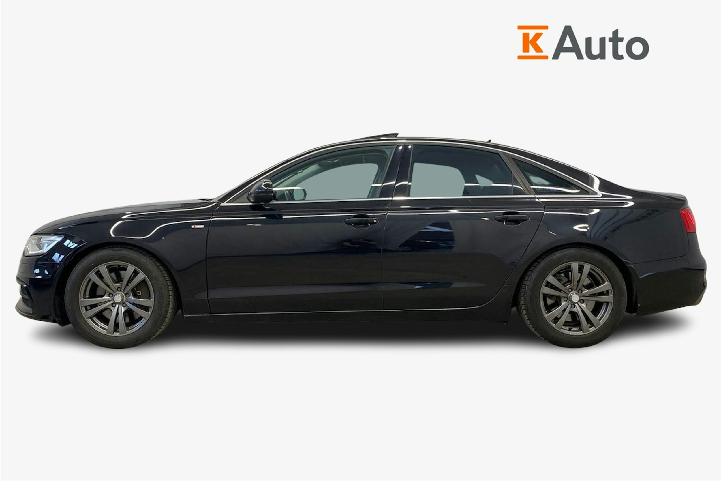 musta Audi A6 2011 kuva 6.