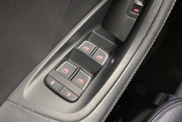 musta Audi A6 2011 kuva 17.