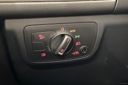 musta Audi A6 2011 kuva 18.