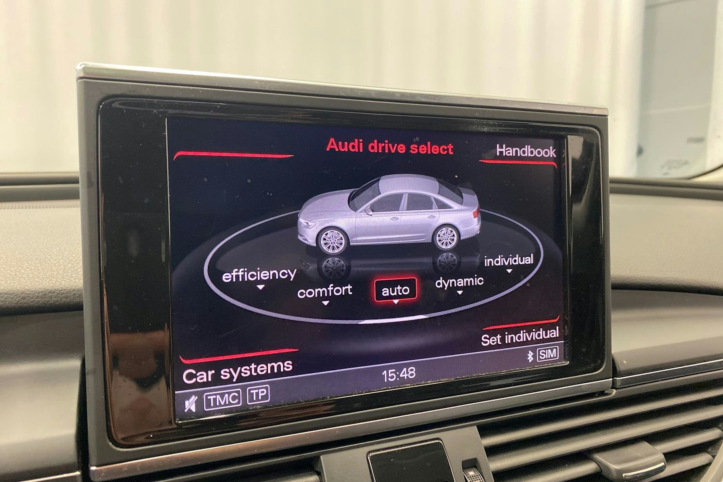 musta Audi A6 2011 kuva 26.