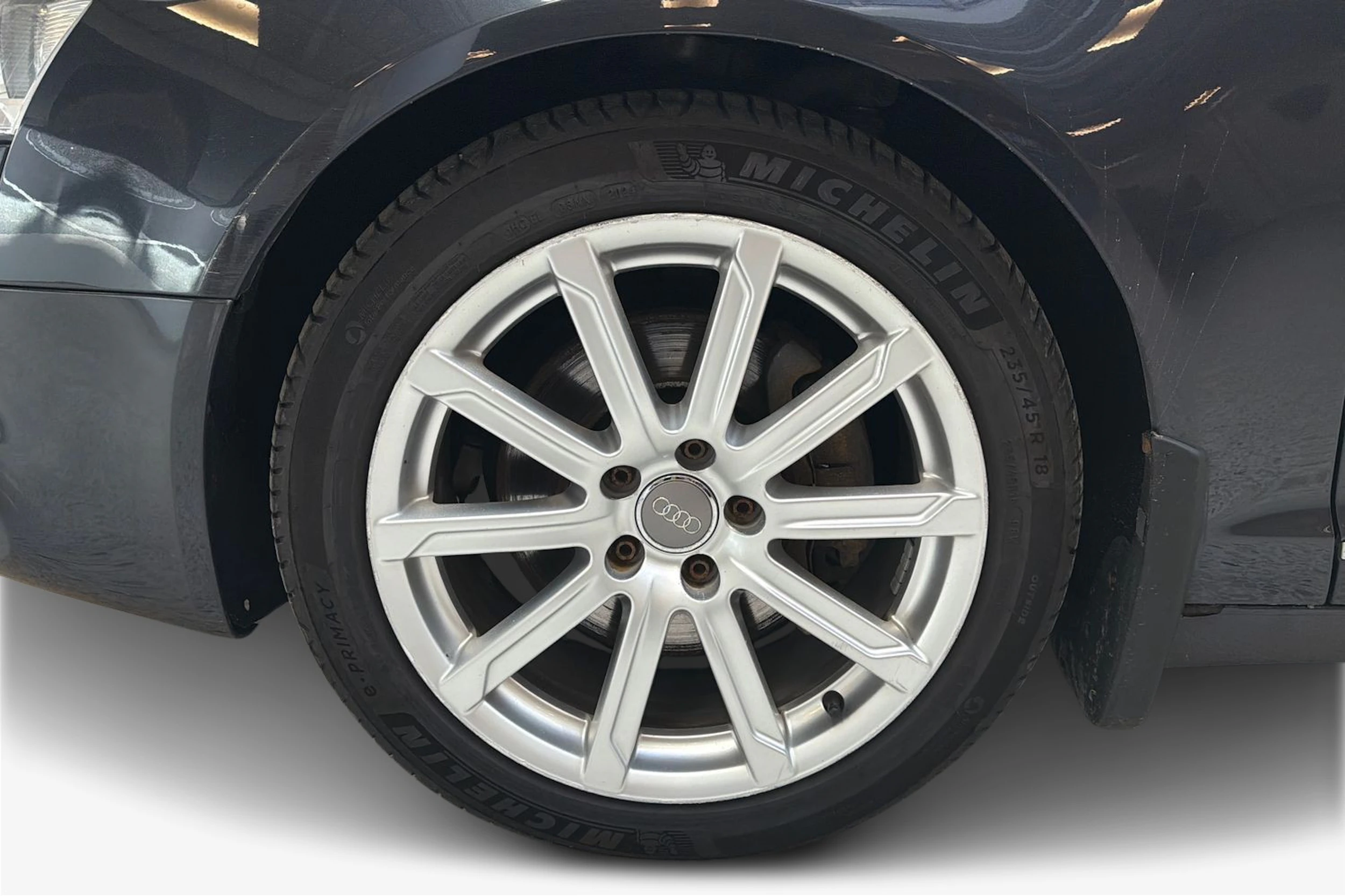 Harmaa Audi A6 2011 kuva 9.