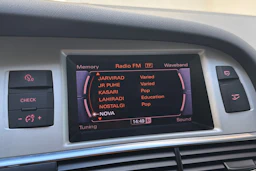 Harmaa Audi A6 2011 kuva 16.