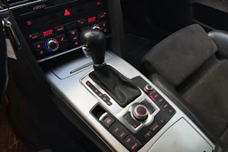 Harmaa Audi A6 2011 kuva 21.