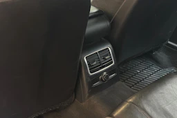 Harmaa Audi A6 2011 kuva 23.