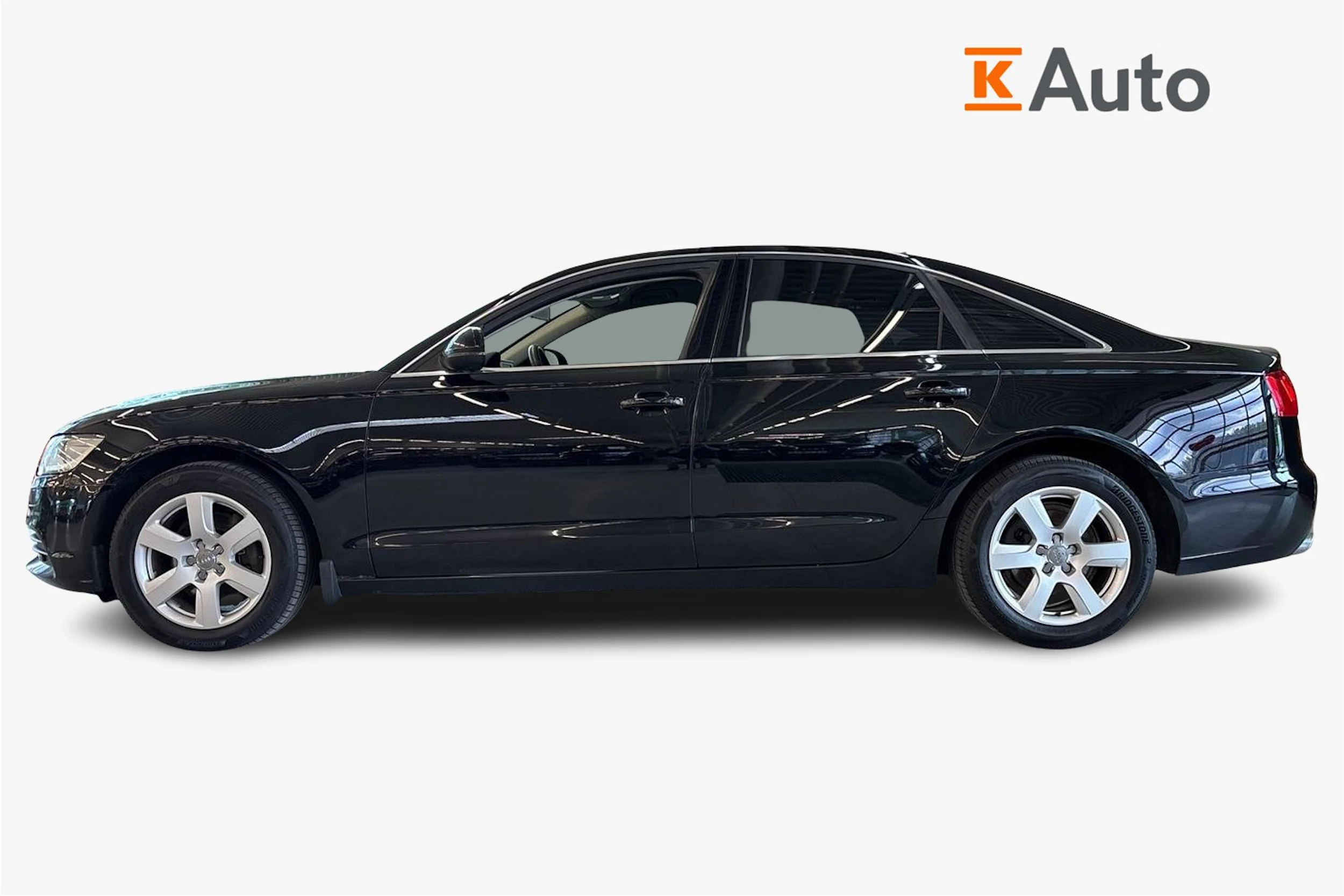 Musta Audi A6 2011 kuva 5.