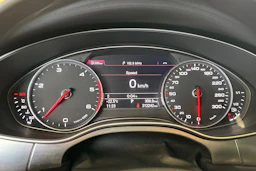 Musta Audi A6 2011 kuva 13.