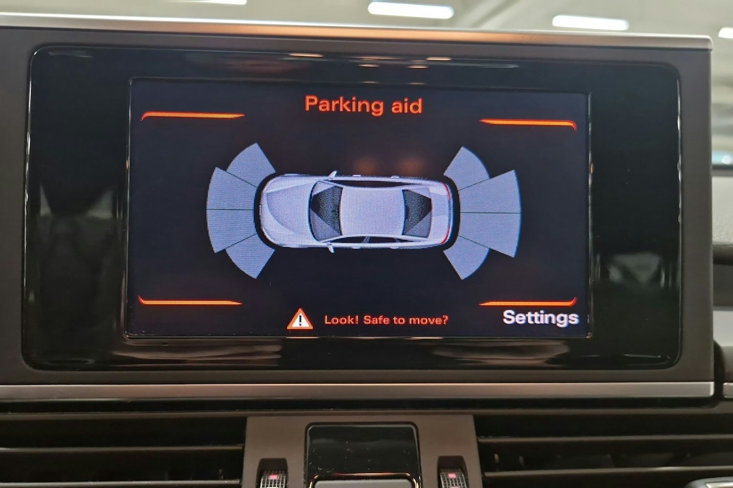 Sininen Audi A6 2011 kuva 16.