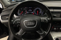 Sininen Audi A6 2011 kuva 12.