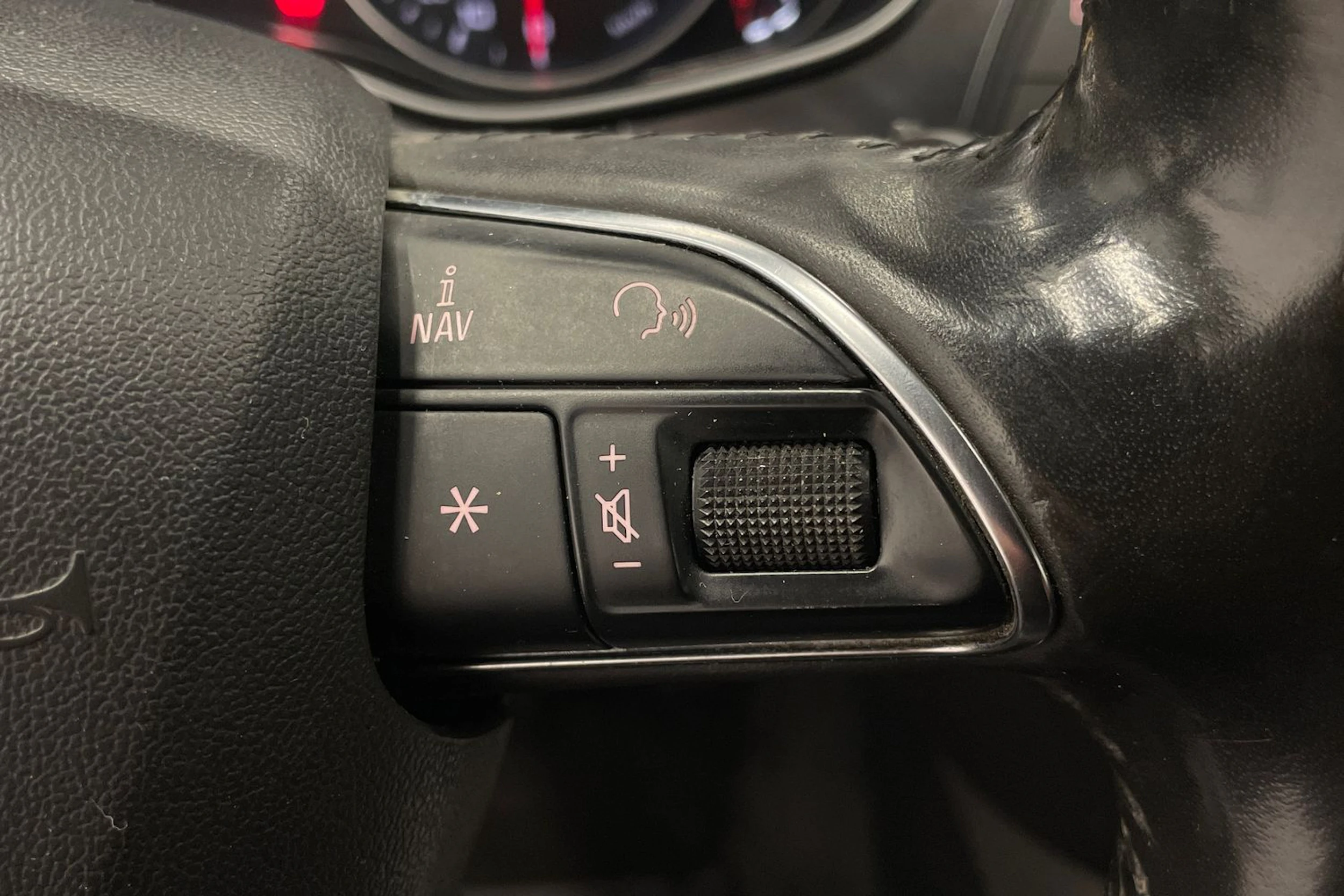 Sininen Audi A6 2011 kuva 14.