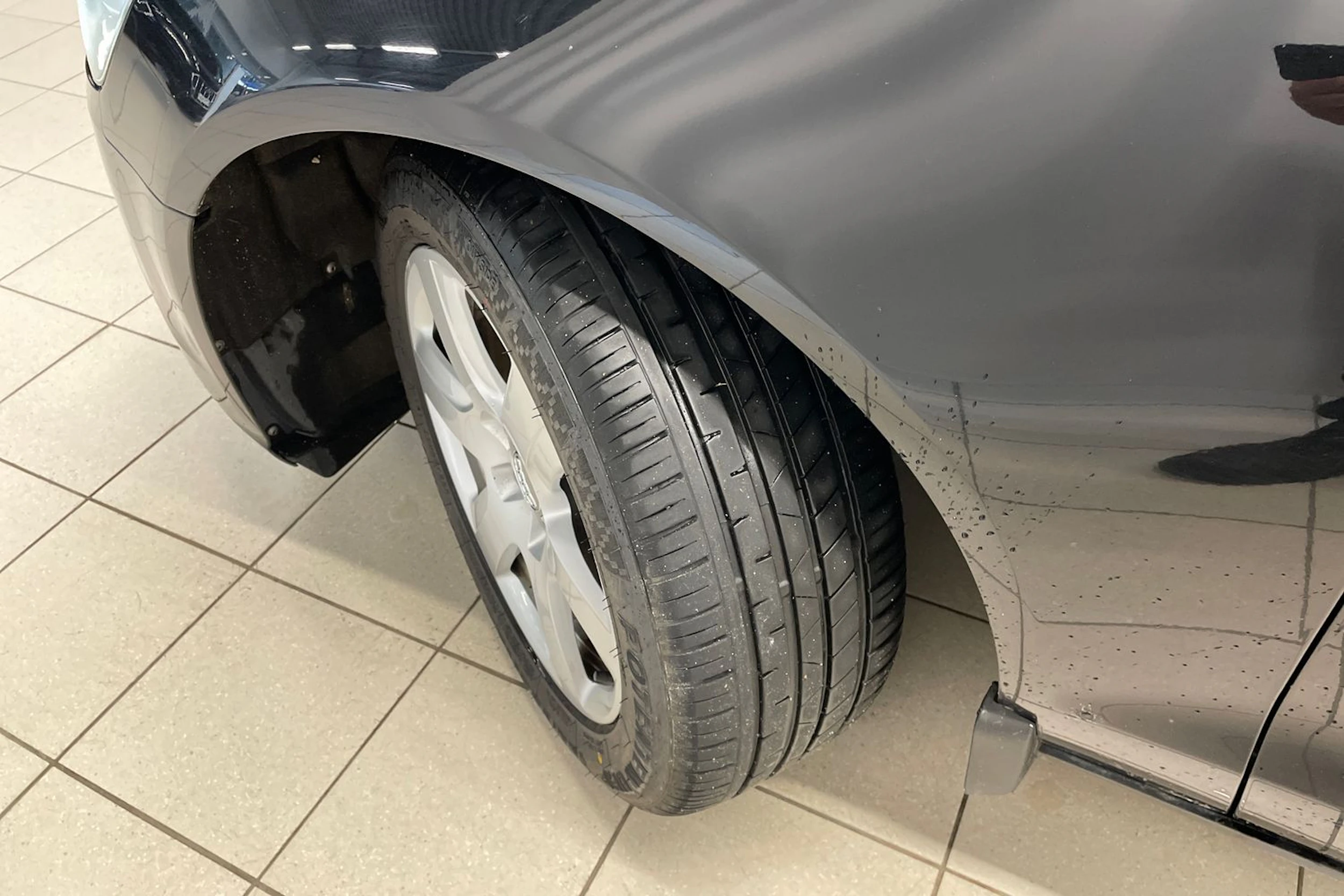 Musta Audi A6 2012 kuva 10.