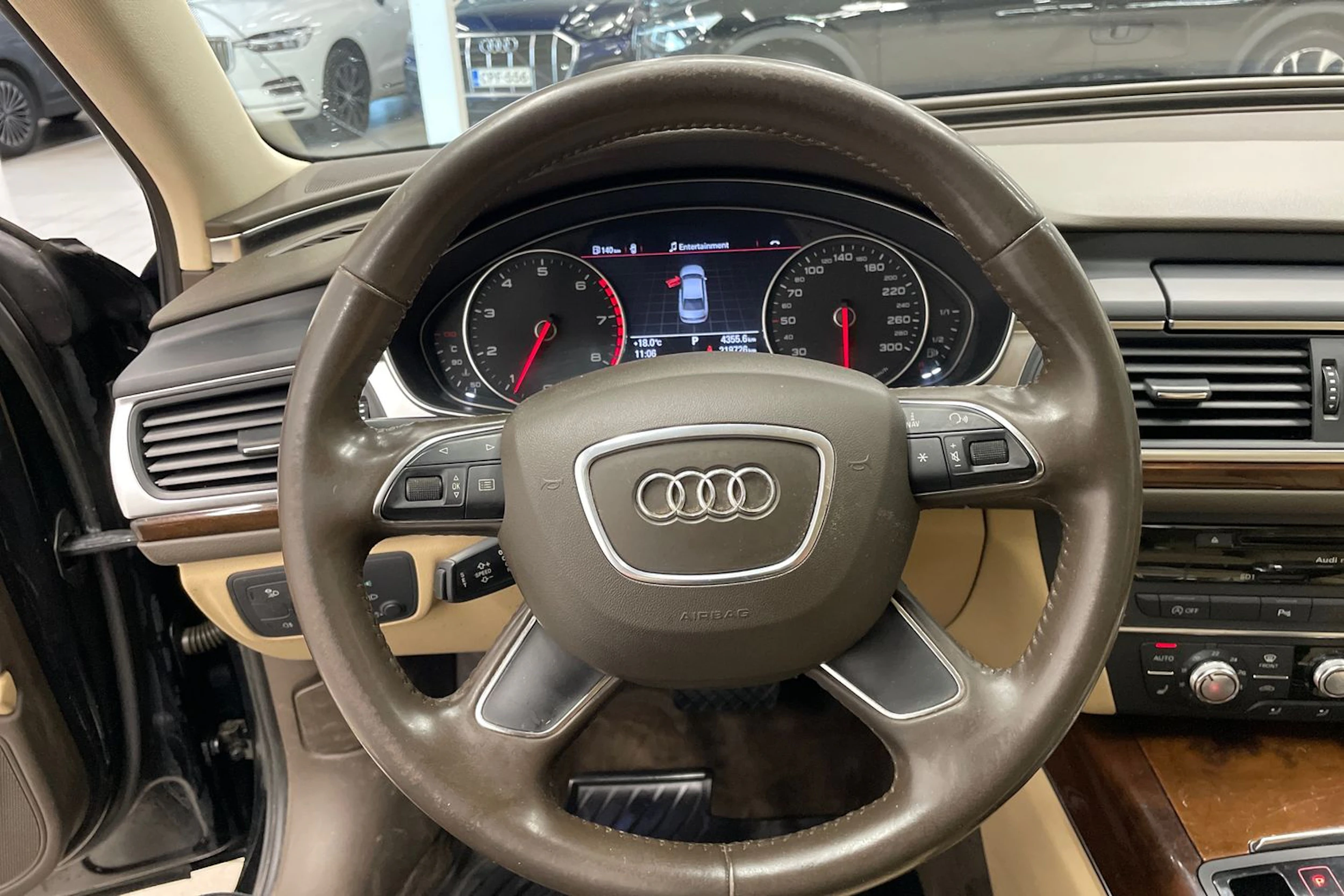 Musta Audi A6 2012 kuva 11.