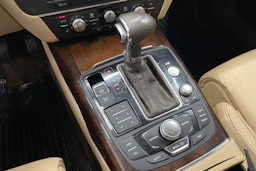 Musta Audi A6 2012 kuva 14.