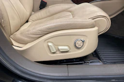 Musta Audi A6 2012 kuva 24.