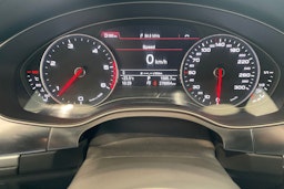 Valkoinen Audi A6 2012 kuva 14.