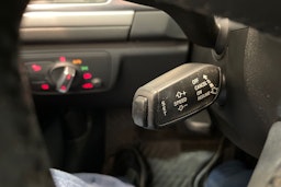 Valkoinen Audi A6 2012 kuva 16.