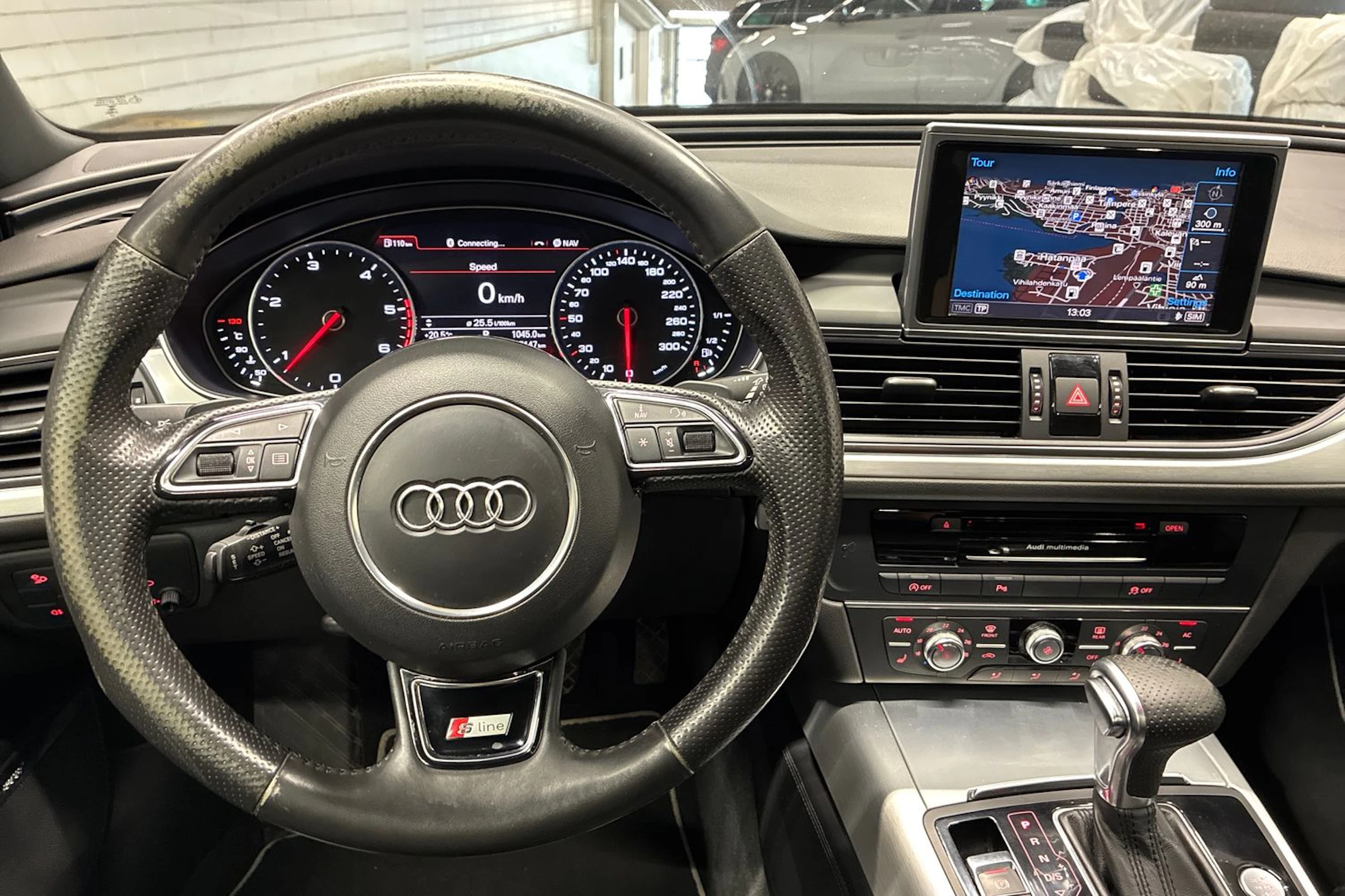 musta Audi A6 2013 kuva 11.