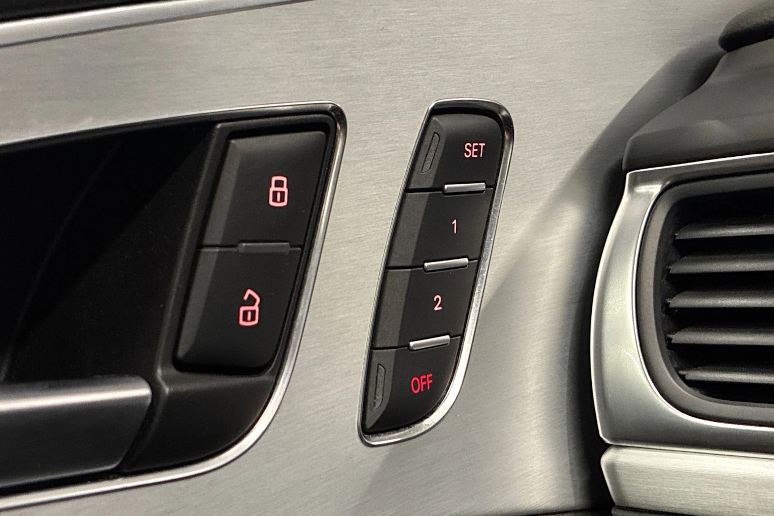 musta Audi A6 2013 kuva 19.