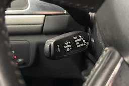 musta Audi A6 2012 kuva 16.