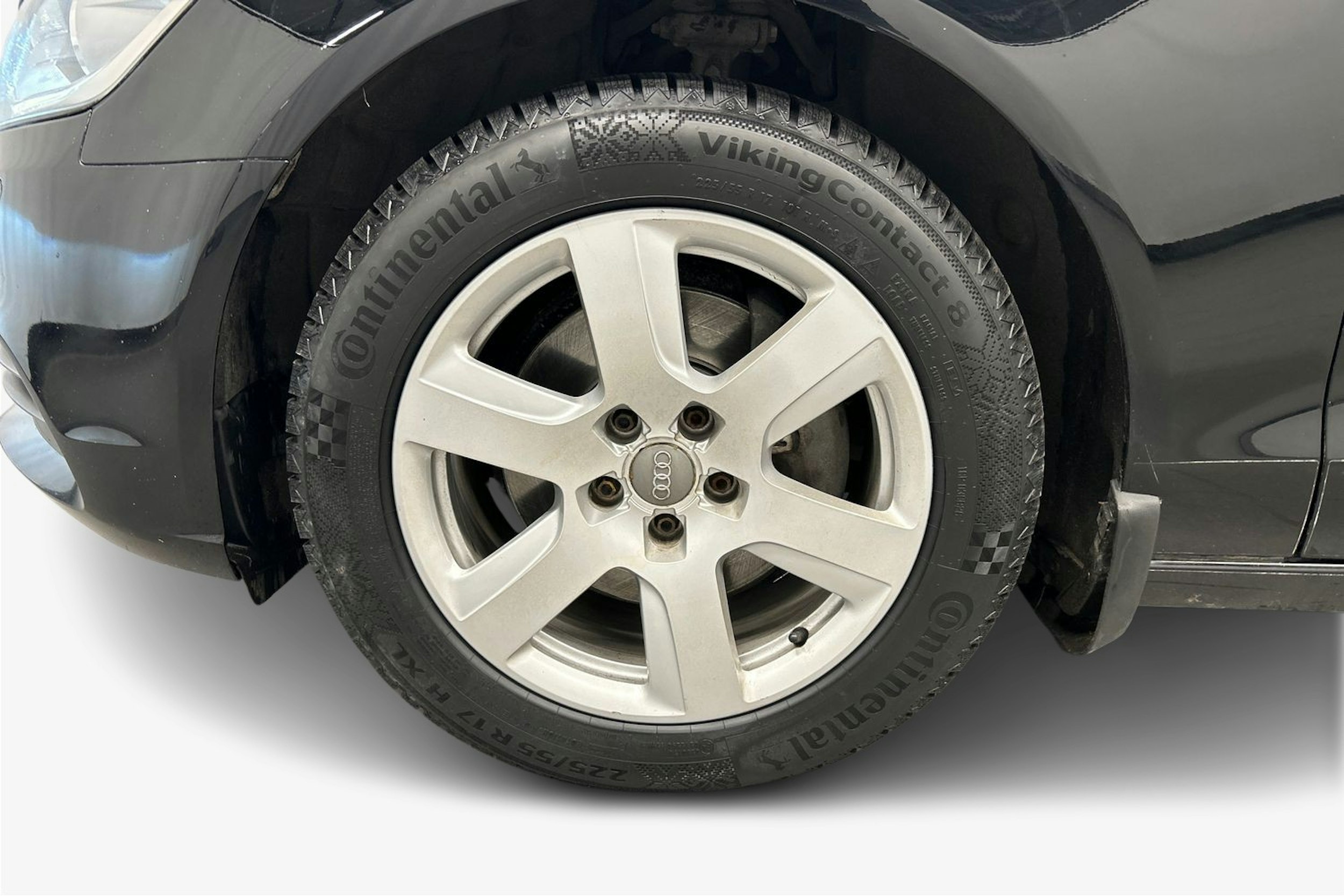 musta Audi A6 2012 kuva 11.