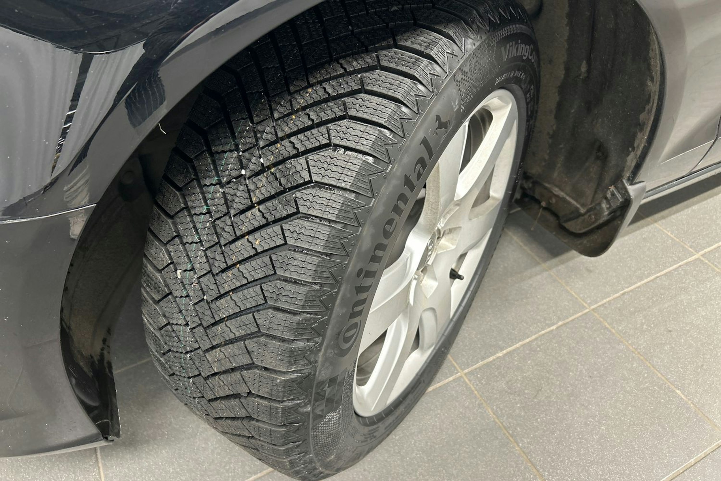 musta Audi A6 2012 kuva 13.