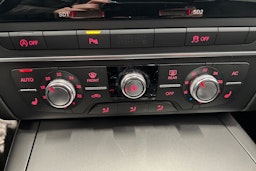 musta Audi A6 2012 kuva 26.