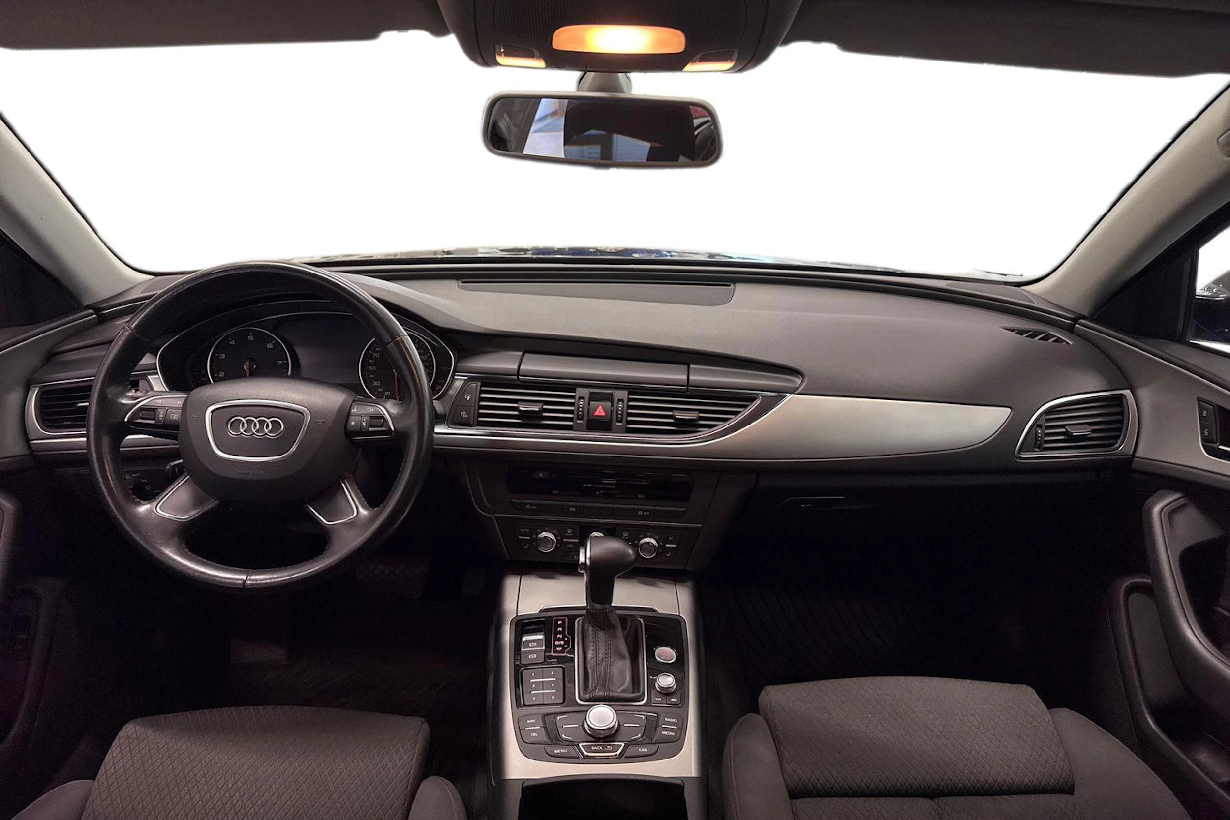 Musta Audi A6 2012 kuva 7.