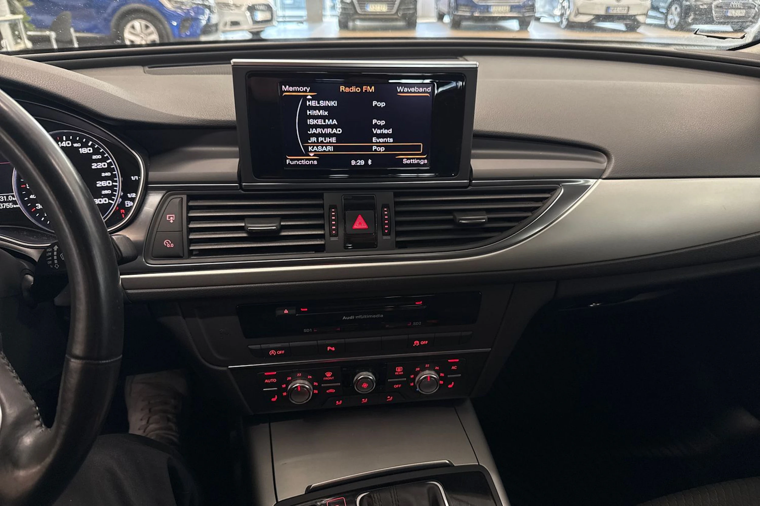 Musta Audi A6 2012 kuva 19.